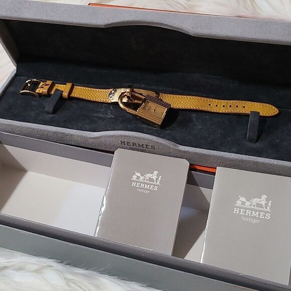 💯 Authentic Hermes Kelly Watch 🍀 - Picture 1 of 17